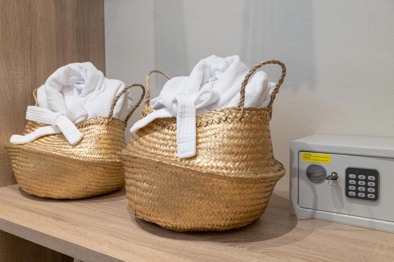 Exclusivo Apartamento En Sol Madrid Bagian luar foto